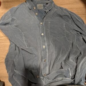 TOMMY BAHAMA Blue Tencel Button Down Top